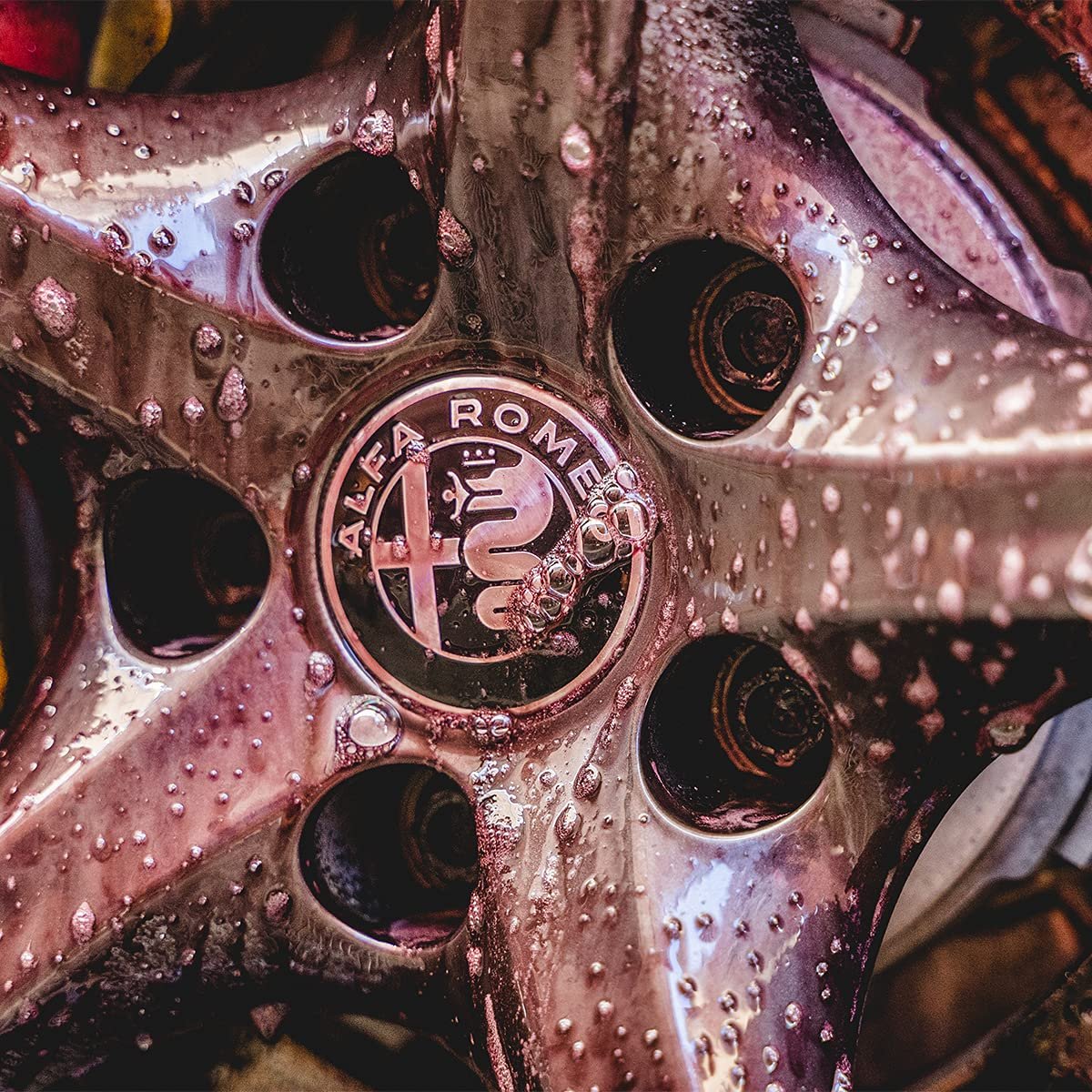 Maniac Line Iron Remover | Removes Iron Contaminants from Wheels, Bodywork & Glass | Safe for Chrome & Painted Surfaces